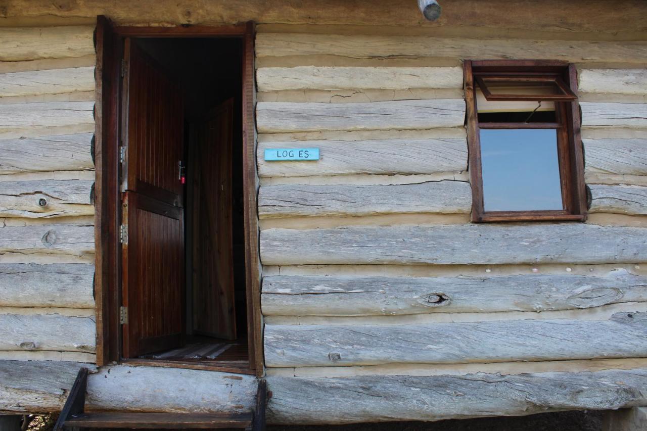 The Wild Farm Backpackers Hostel Wilderness Luaran gambar